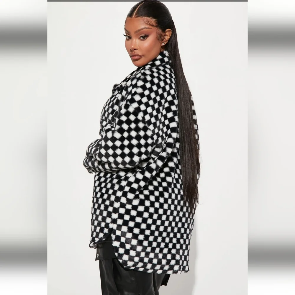 Shacket - Picture 2 of 4